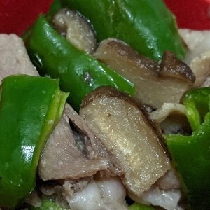 豚バラ肉とピーマン椎茸の味噌炒め